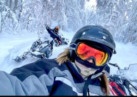 Snowhook - Alaska Winter Experience